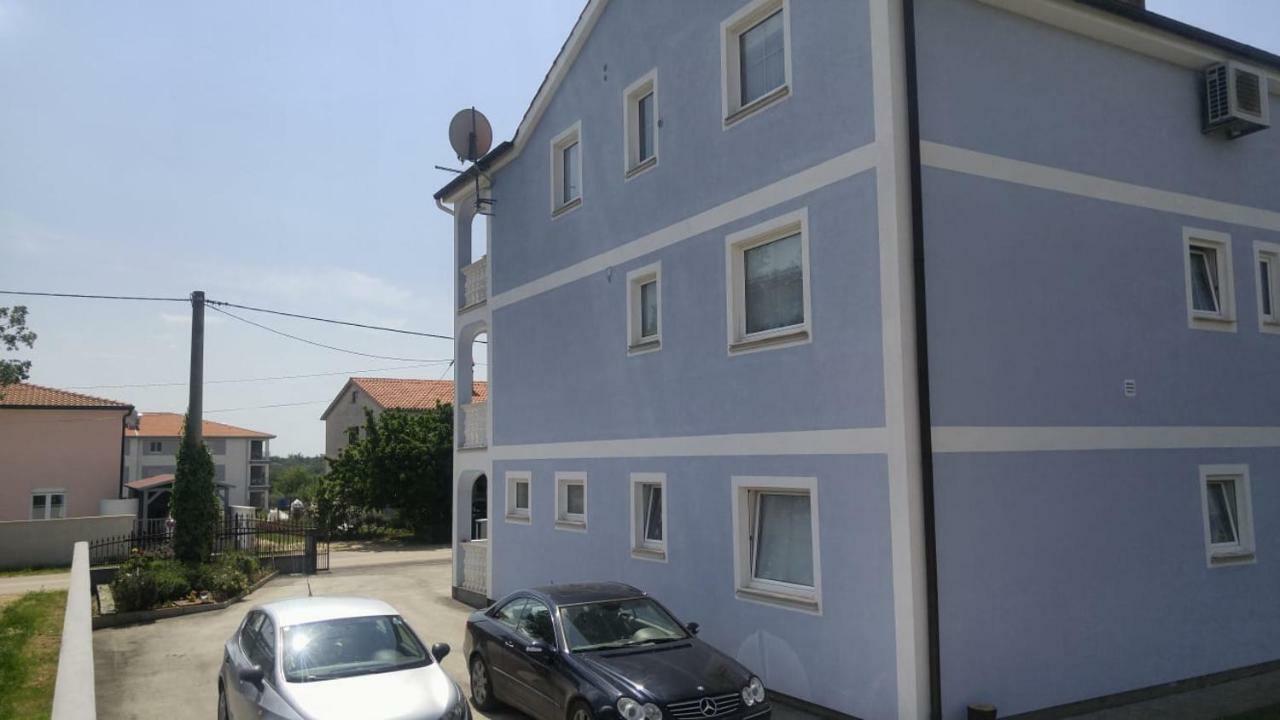 Apartman Janja Porec Bagian luar foto